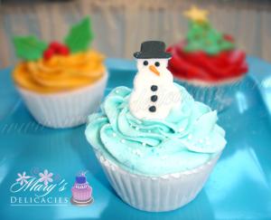 snowmancupcake1